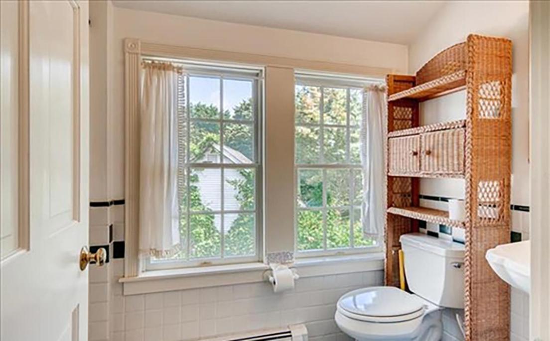 West Tisbury Inn Екстер'єр фото